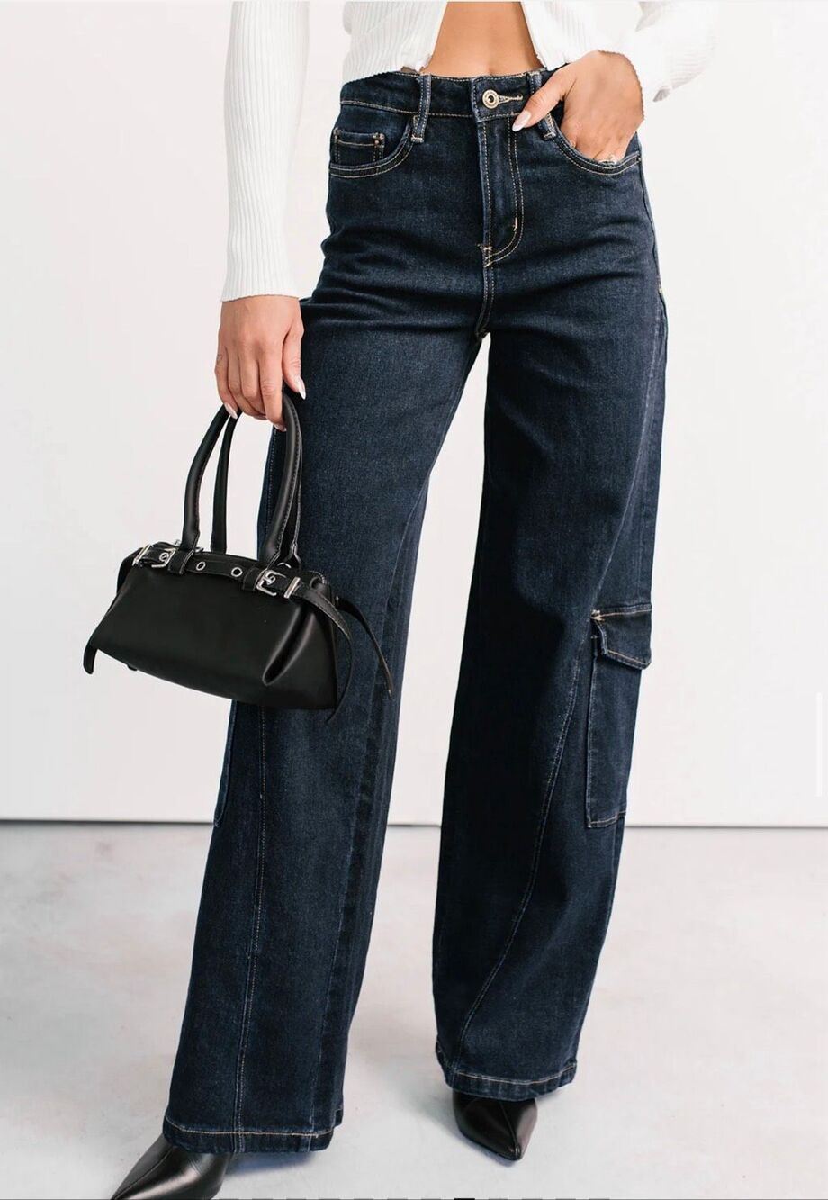 Mica Denim High Rise Wide Leg Cargo Jeans Dark Wash Seam Detail NEW - Picture 10 of 13